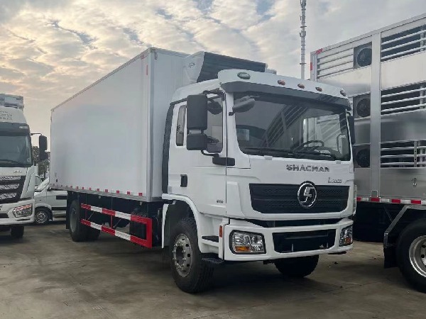 SHACMAN L3000 Refrigerated Truck