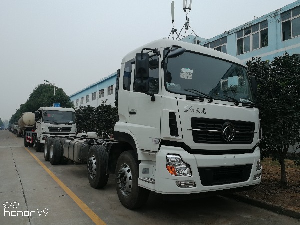 8x4 DONGFENG Truck Chassis
